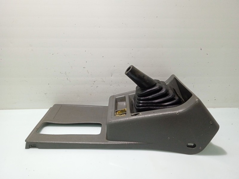 Recambio de consola central para suzuki vitara (et) hdi (se 420hdi) referencia OEM IAM 7391162A20 7391162A20T01 