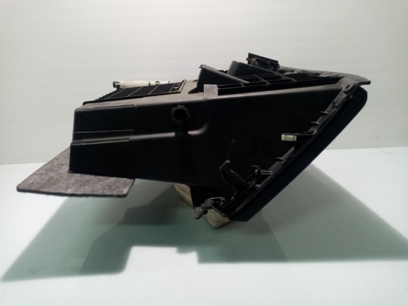 Recambio de guantera para hyundai i20 i (pb, pbt) 1.1 crdi referencia OEM IAM 845201J100RY  