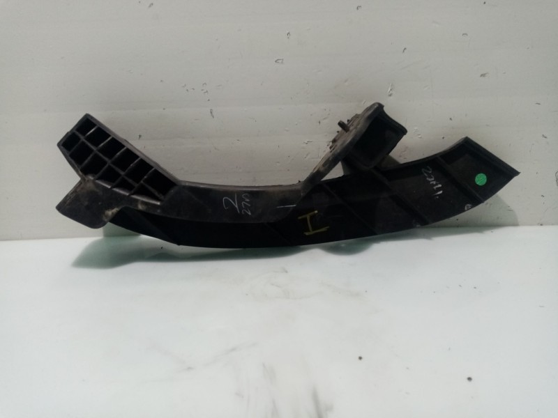 Recambio de moldura para hyundai i20 i (pb, pbt) 1.1 crdi referencia OEM IAM 865631J500  