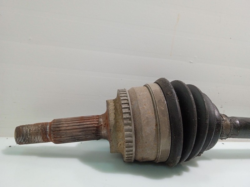 Recambio de transmision delantera derecha para toyota avensis (_t25_) 1.8 (zzt251_) referencia OEM IAM 4341005340 4346009890 