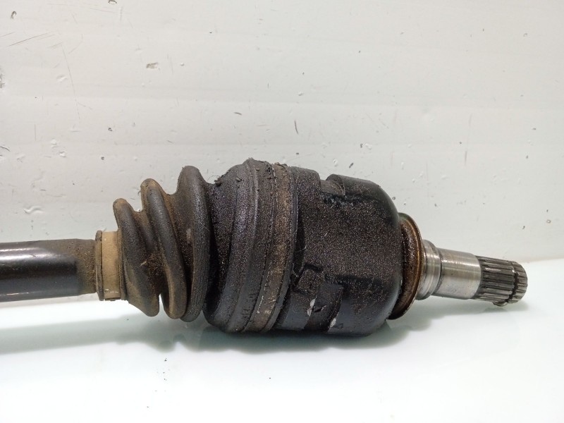 Recambio de transmision delantera derecha para toyota avensis (_t25_) 1.8 (zzt251_) referencia OEM IAM 4341005340 4346009890 