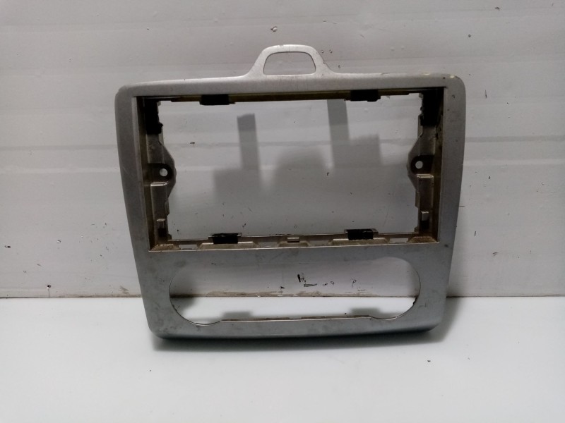 Recambio de moldura para ford focus ii (da_, hcp, dp) 1.8 tdci referencia OEM IAM 4M5118522EBW  