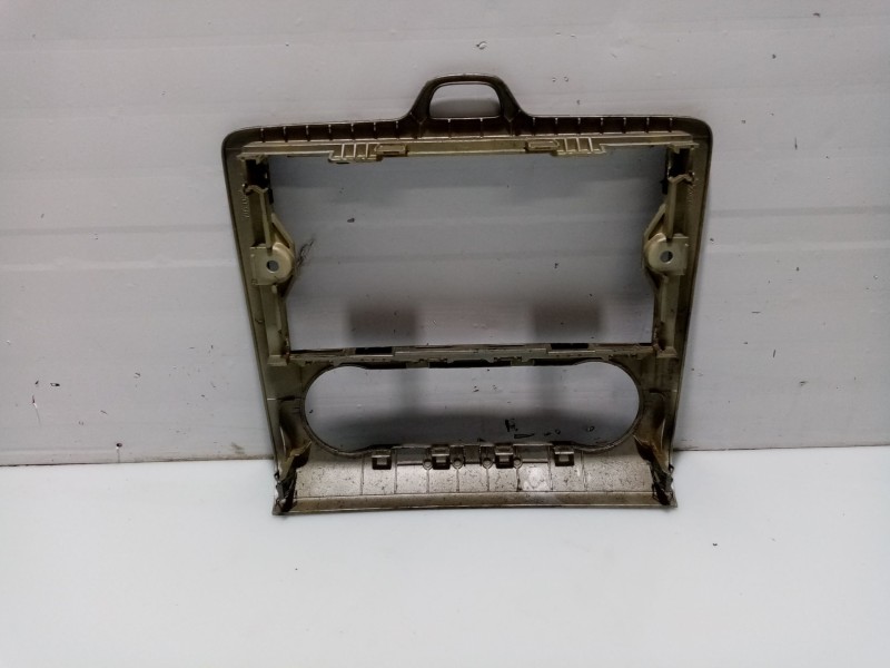 Recambio de moldura para ford focus ii (da_, hcp, dp) 1.8 tdci referencia OEM IAM 4M5118522EBW  