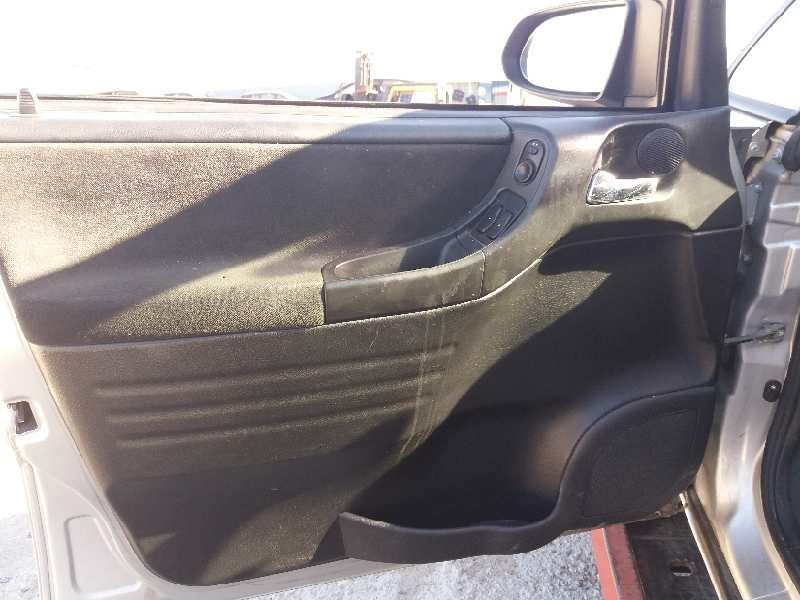 opel zafira a elegance   |   08.00 - 12.05 | 2000 - 2005 | 101 cv / 74 kw del año 2000