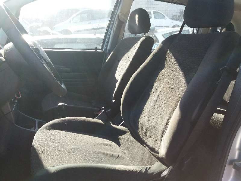 opel zafira a elegance   |   08.00 - 12.05 | 2000 - 2005 | 101 cv / 74 kw del año 2000