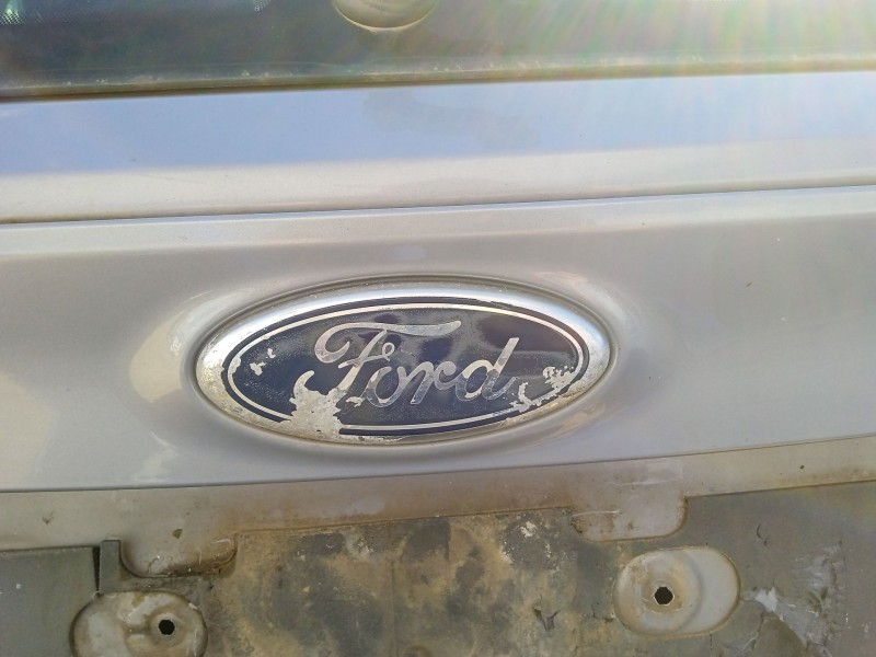 Recambio de porton trasero para ford focus iii 1.6 ti referencia OEM IAM 1838957  