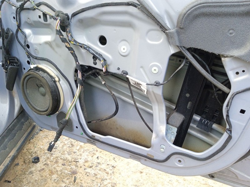 Recambio de elevalunas delantero derecho para ford focus iii 1.6 ti referencia OEM IAM 1847369  