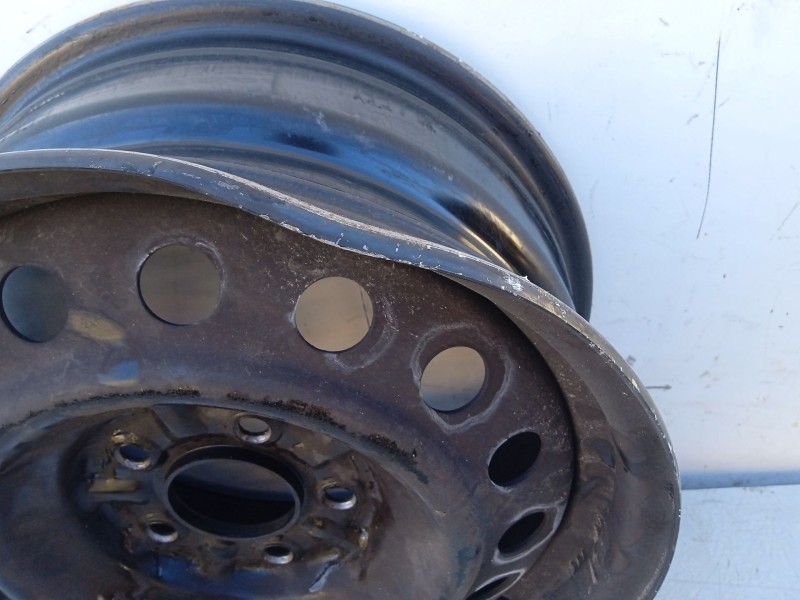 Recambio de llanta para mitsubishi grandis (na_w) 2.0 di-d (na8w) referencia OEM IAM MR594554  