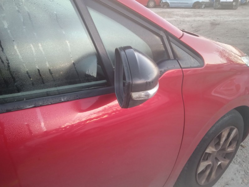 peugeot 208 i (ca_, cc_) del año 2015