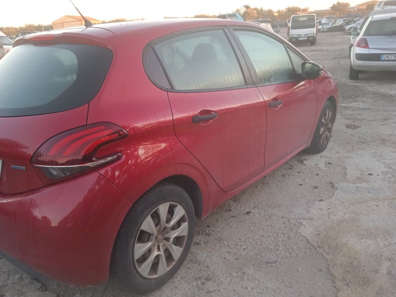 peugeot 208 i (ca_, cc_) del año 2015