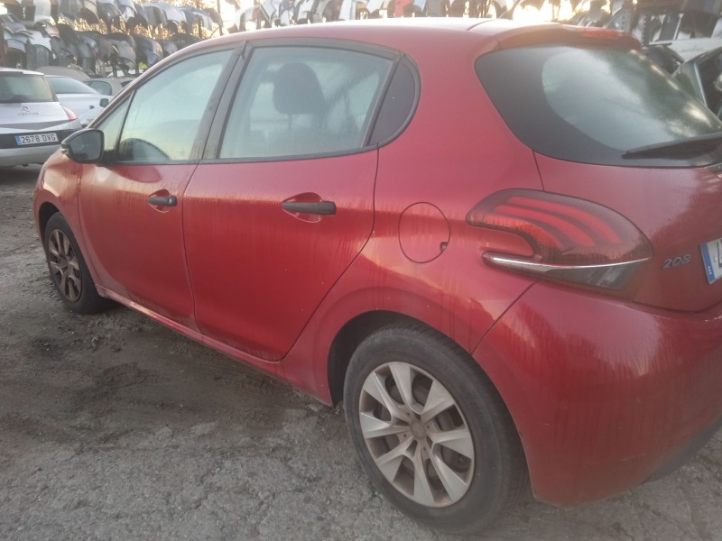 peugeot 208 i (ca_, cc_) del año 2015