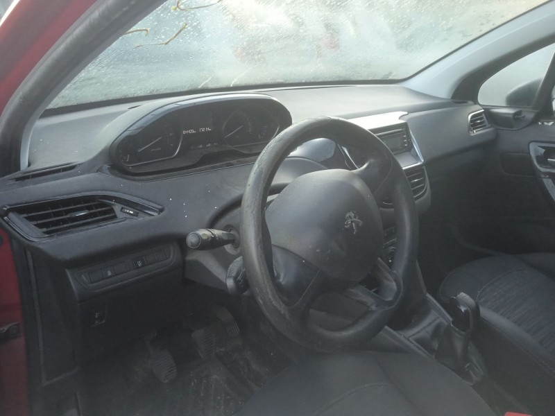 peugeot 208 i (ca_, cc_) del año 2015