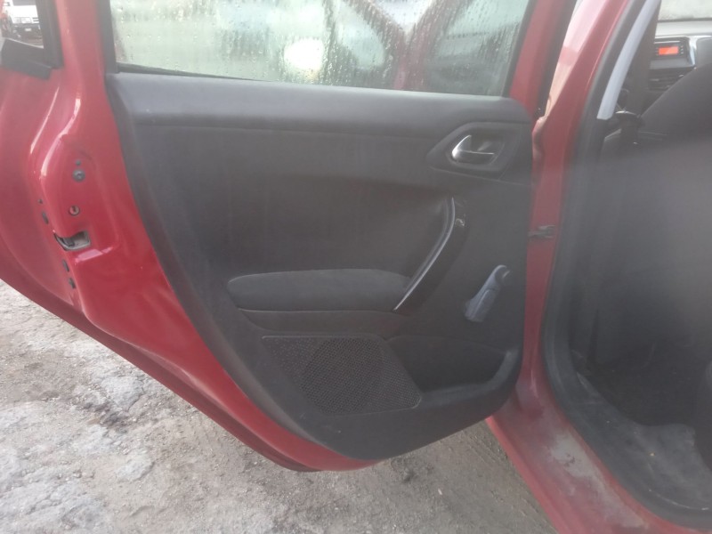 peugeot 208 i (ca_, cc_) del año 2015