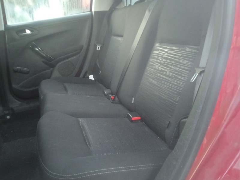 peugeot 208 i (ca_, cc_) del año 2015