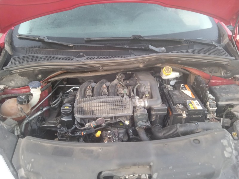 peugeot 208 i (ca_, cc_) del año 2015