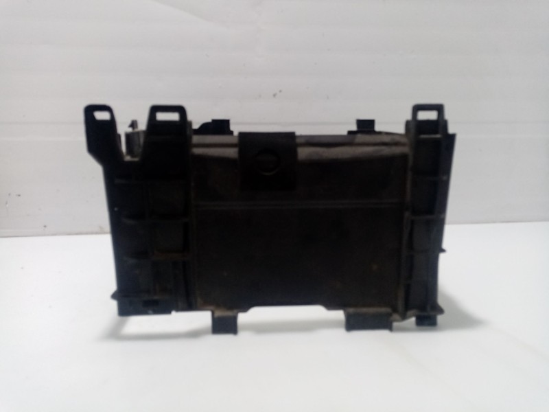 Recambio de moldura para renault twingo ii (cn0_) 1.5 dci (cn0e) referencia OEM IAM 8200654694  