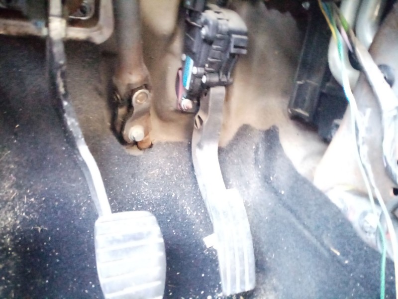 Recambio de pedal acelerador para renault twingo ii (cn0_) 1.5 dci (cn0e) referencia OEM IAM 8200426238  