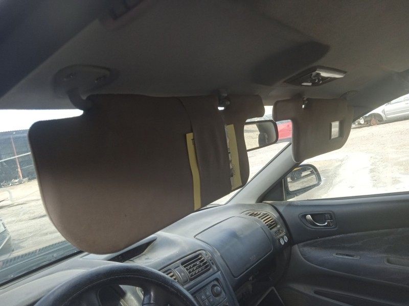 mitsubishi galant viii (ea_) del año 2000