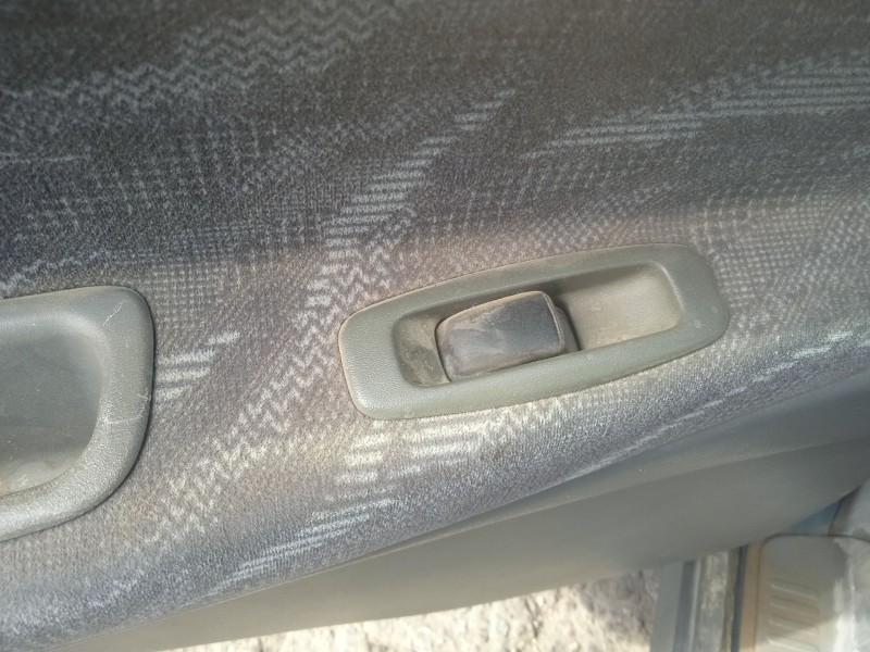 mitsubishi galant viii (ea_) del año 2000