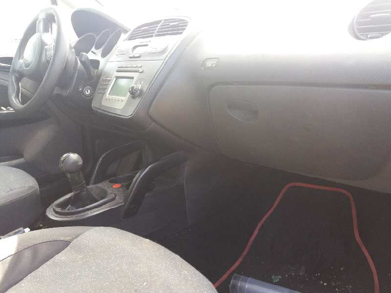 seat altea (5p1)    |   0.04 - ... | 2004 del año 2004