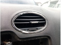 Recambio de aireador central derecho para ford focus ii (da_, hcp, dp) 1.8 tdci referencia OEM IAM 1677036  