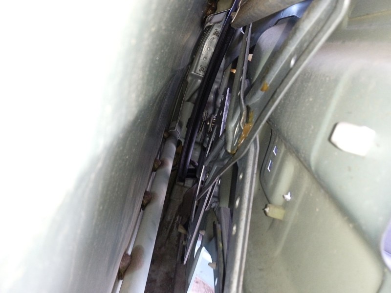 Recambio de elevalunas delantero izquierdo para daewoo matiz (m100, m150) 0.8 referencia OEM IAM 96314609  