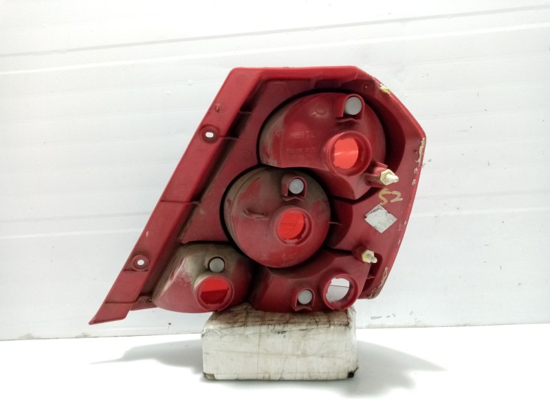 Recambio de piloto trasero izquierdo para daewoo kalos (klas) 1.2 referencia OEM IAM 96540268  