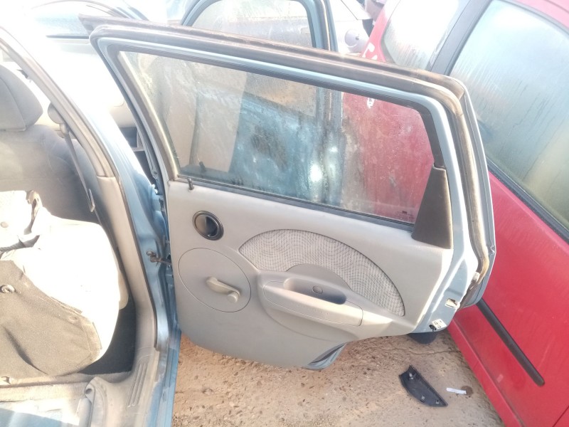 Recambio de puerta trasera derecha para daewoo kalos (klas) 1.2 referencia OEM IAM 96942266  