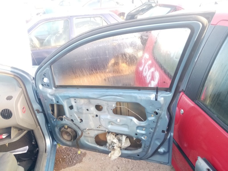 Recambio de puerta delantera derecha para daewoo kalos (klas) 1.2 referencia OEM IAM 96897360  