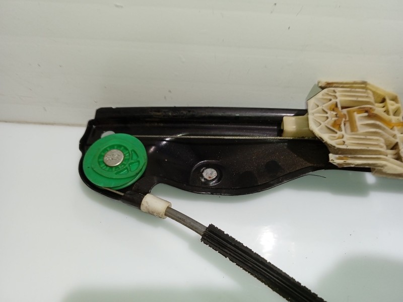 Recambio de elevalunas delantero izquierdo para bmw 3 (e90) 320 d referencia OEM IAM 51337140587  