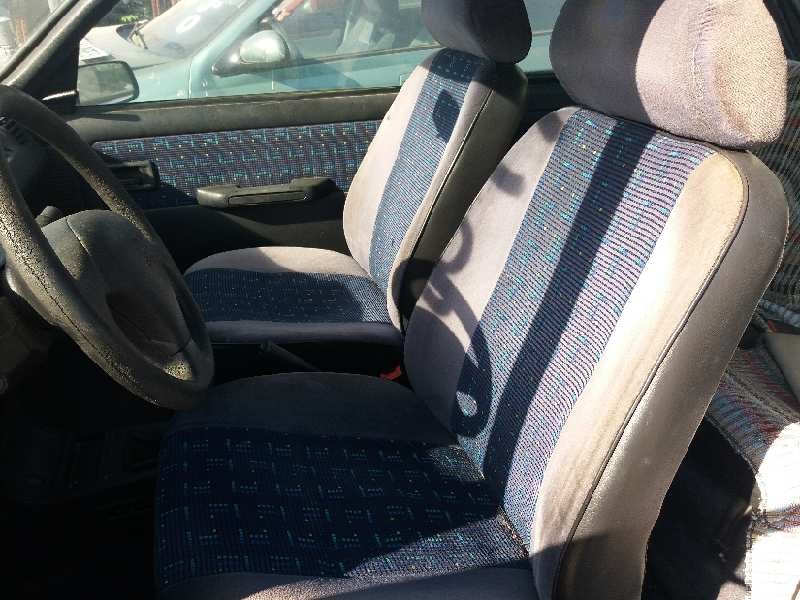 peugeot 205 berlina 1.8 diesel cat   |   0.83 - ... | 1983 | 58 cv / 43 kw del año 1983