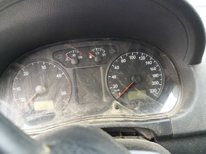 volkswagen polo (9n1) trendline   |   11.01 - 12.05 | 2001 - 2005 | 75 cv / 55 kw del año 2001