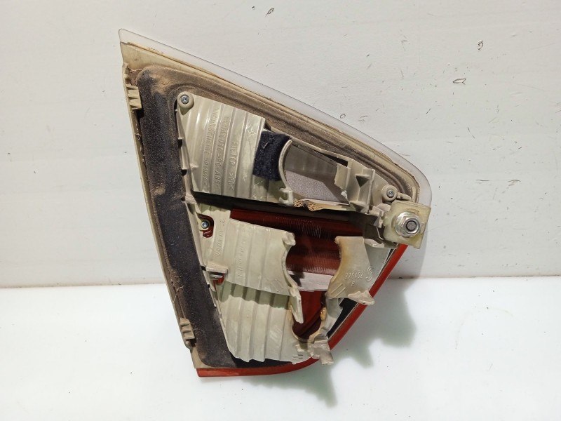 Recambio de piloto trasero derecho interior para bmw 3 (e90) 320 d referencia OEM IAM 63216937460  