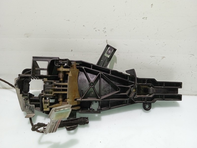 Recambio de maneta exterior delantera izquierda para bmw 3 (e90) 320 d referencia OEM IAM 51217207539  