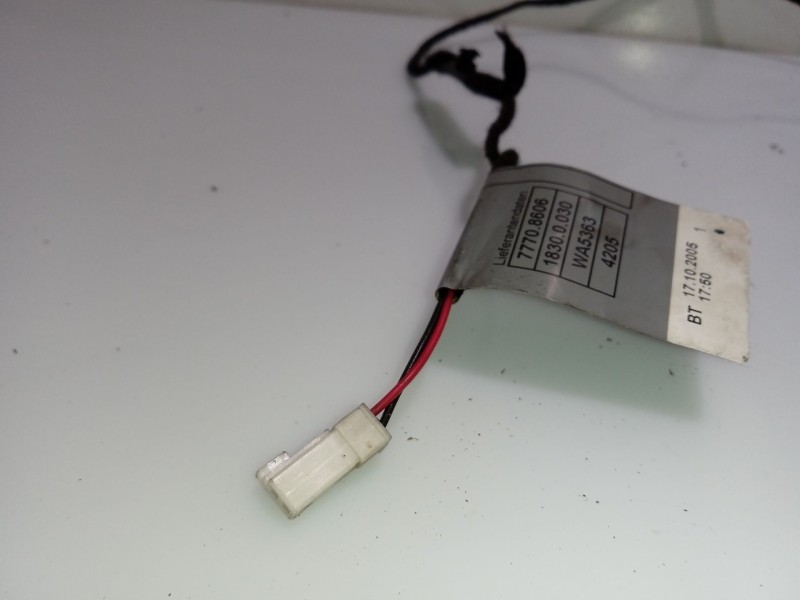 Recambio de maneta exterior delantera izquierda para bmw 3 (e90) 320 d referencia OEM IAM 51217207539  