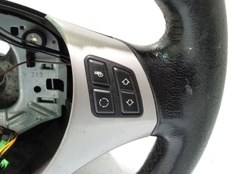 Recambio de volante para bmw 3 (e90) 320 d referencia OEM IAM 677137601  