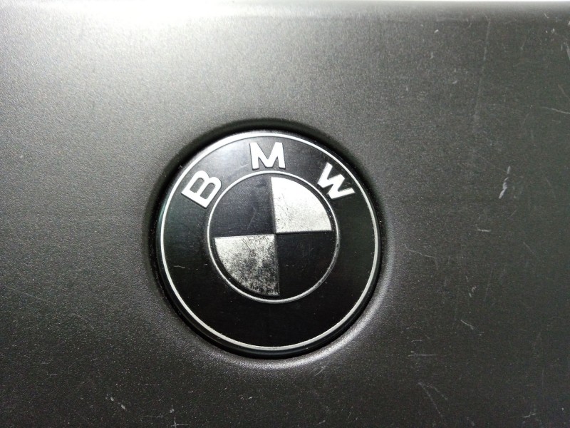 Recambio de moldura para bmw 3 (e90) 320 d referencia OEM IAM 13717790605 1371779060504 22793115