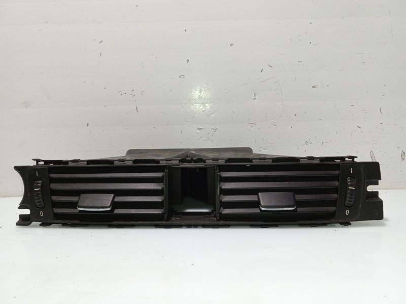 Recambio de rejilla aireadora para bmw 3 (e90) 320 d referencia OEM IAM 64226924082 6924082A 14482110