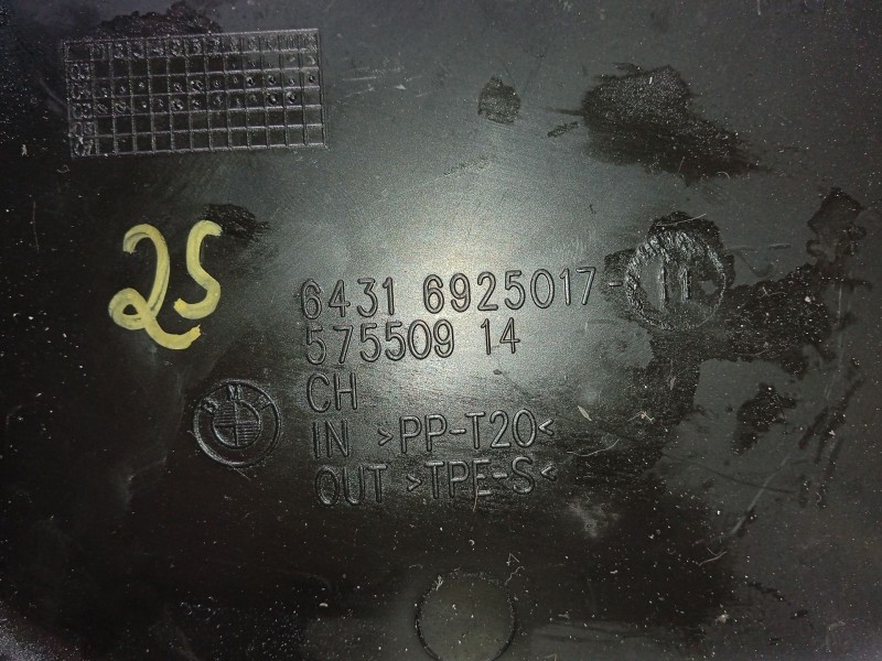 Recambio de moldura para bmw 3 (e90) 320 d referencia OEM IAM 64316925017 6431692501711 57550914