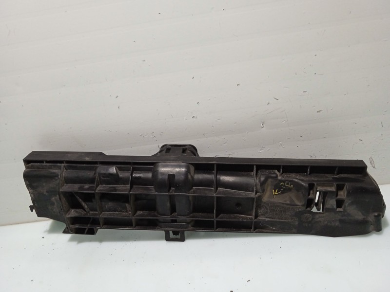 Recambio de moldura para bmw 3 (e90) 320 d referencia OEM IAM 17107524912 1710752491211 11074810