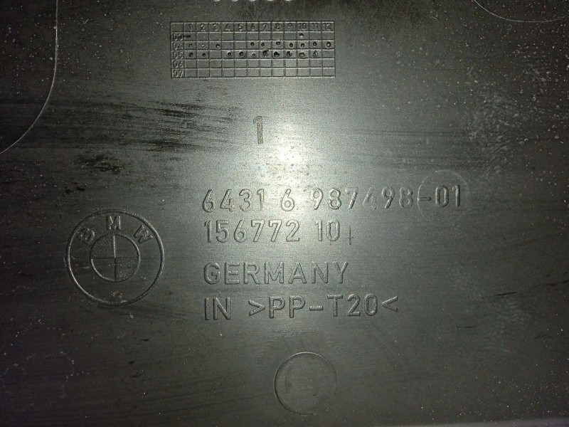 Recambio de moldura para bmw 3 (e90) 320 d referencia OEM IAM 64316987498 15677210 