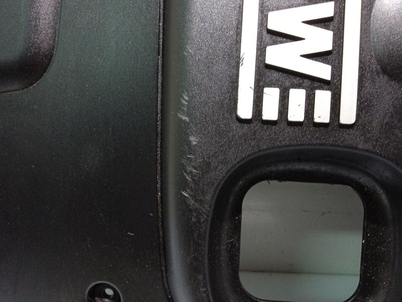 Recambio de tapa motor para bmw 3 (e90) 320 d referencia OEM IAM 11147789006 1114778900604 