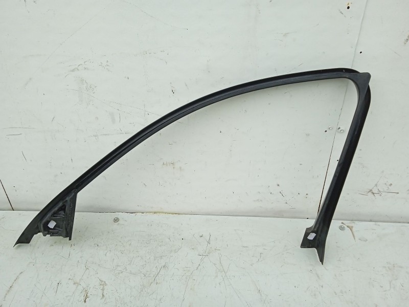 Recambio de moldura para bmw 3 (e90) 320 d referencia OEM IAM 51347060205 60829010 