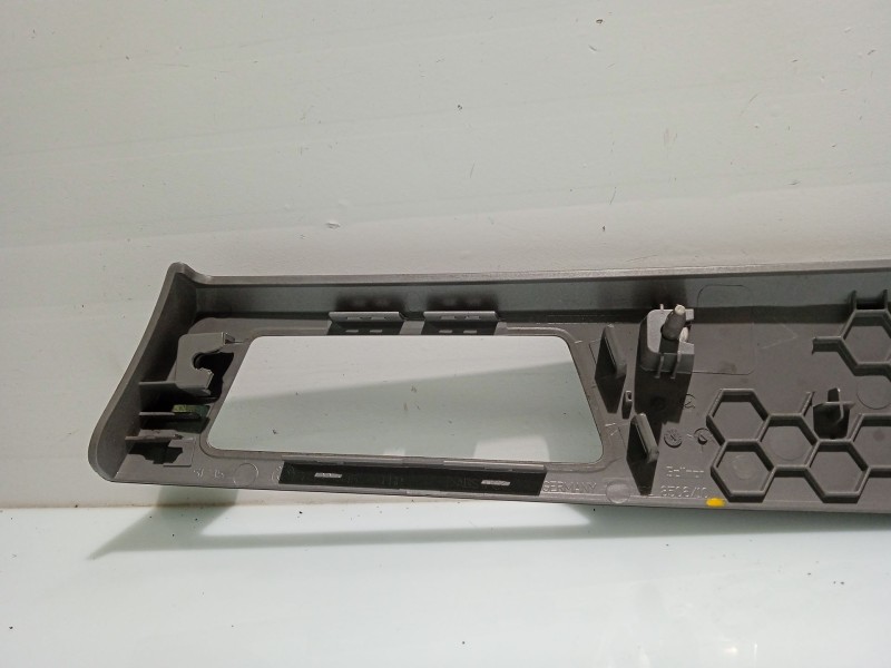 Recambio de moldura para bmw 3 (e90) 320 d referencia OEM IAM 7132845 52850610 