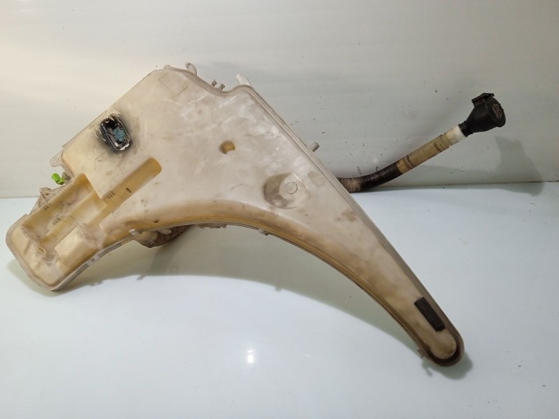 Recambio de deposito limpia para bmw 3 (e90) 320 d referencia OEM IAM 61667068996 6166706899603 712423111