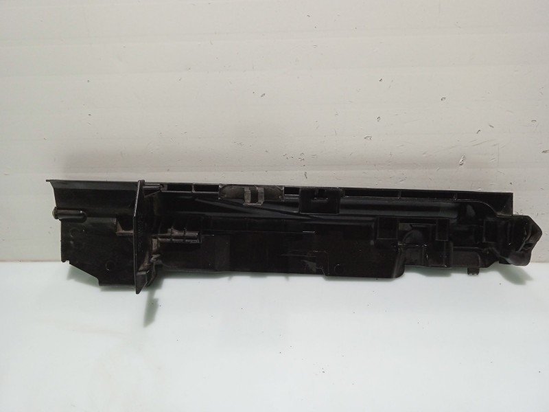 Recambio de moldura para bmw 3 (e90) 320 d referencia OEM IAM 17107524914 1710752491410 11074810