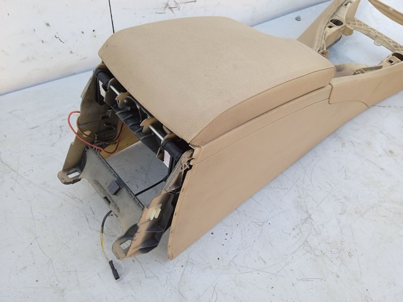 Recambio de consola central para bmw 3 (e90) 320 d referencia OEM IAM 51167130686 E116233121 