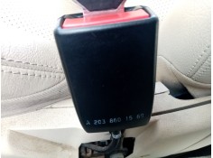 Recambio de anclaje cinturon delantero derecho para mercedes-benz clk (c209) clk 270 cdi (209.316) referencia OEM IAM A203860156