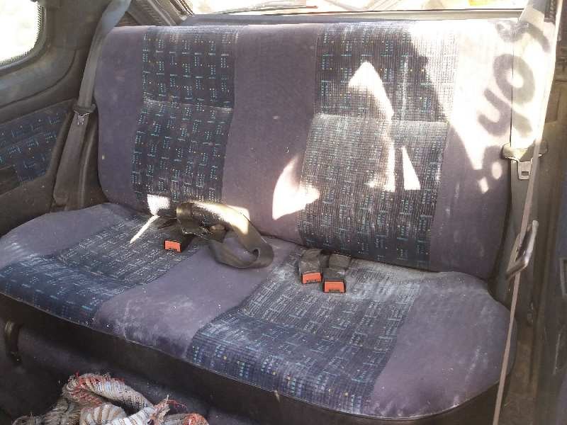 peugeot 205 berlina 1.8 diesel cat   |   0.83 - ... | 1983 | 58 cv / 43 kw del año 1983