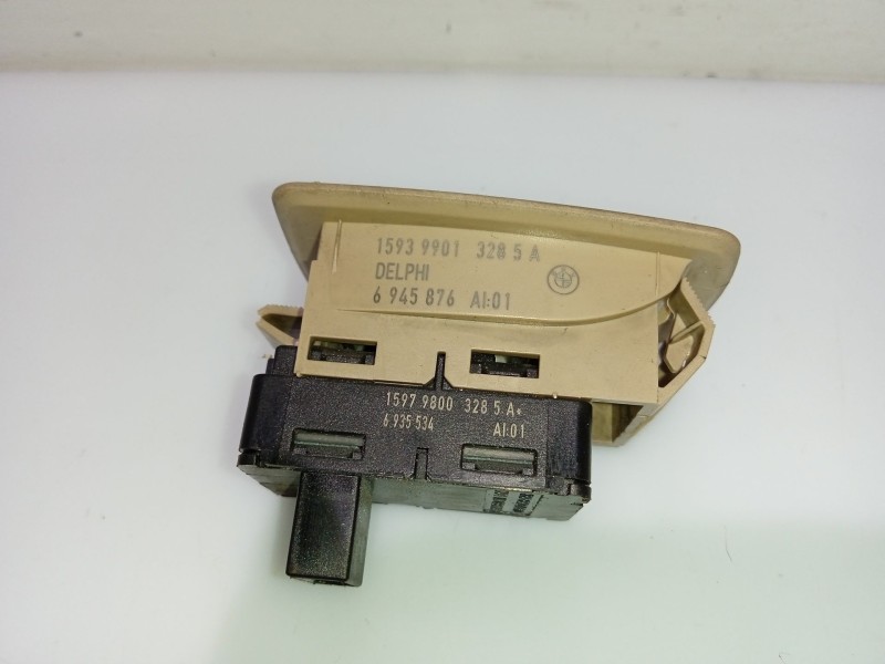 Recambio de mando elevalunas trasero derecho para bmw 3 (e90) 320 d referencia OEM IAM 15939901328 6945876 